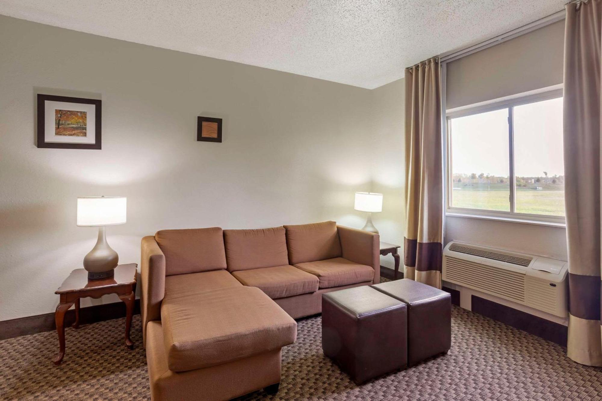 Comfort Inn Hobart-Merrillville I-65 Buitenkant foto